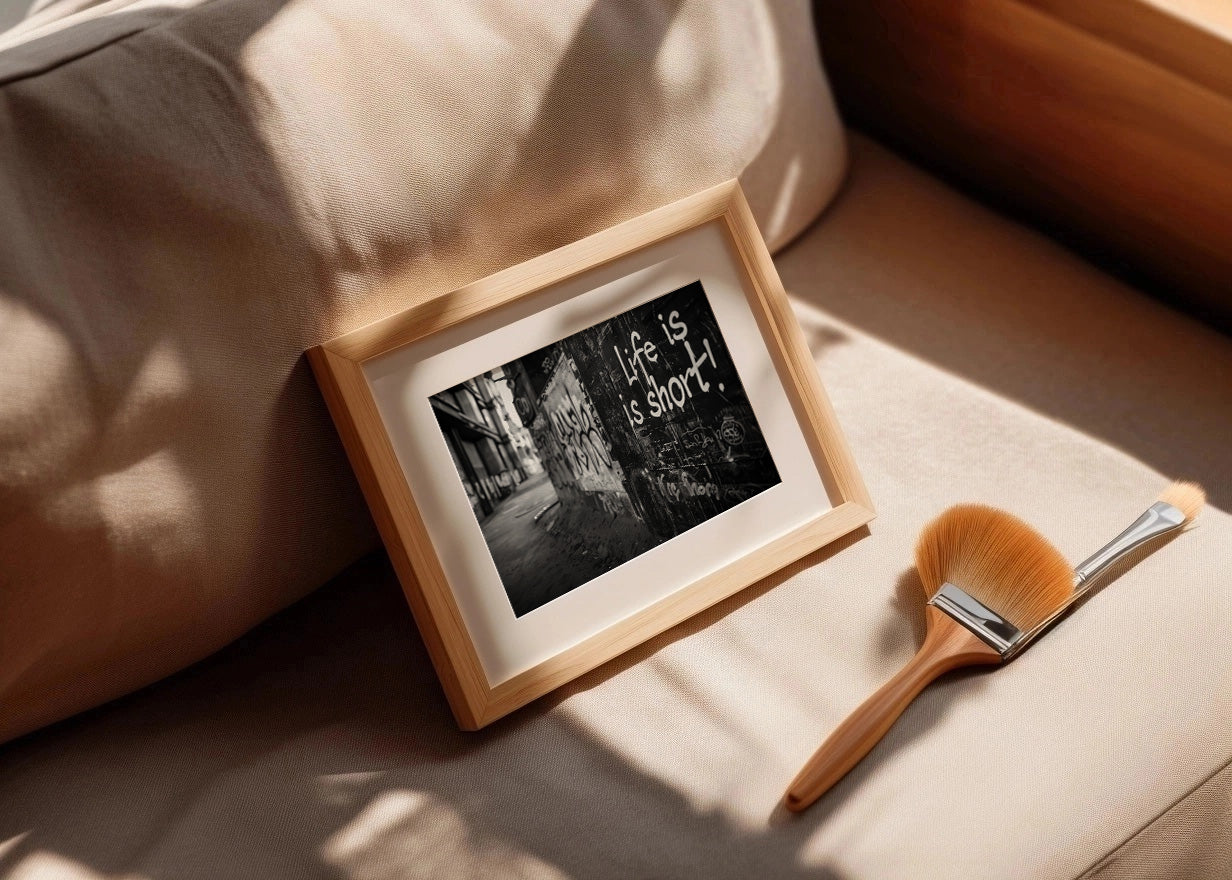 Cuadro Barrio en blanco y negro con graffitis