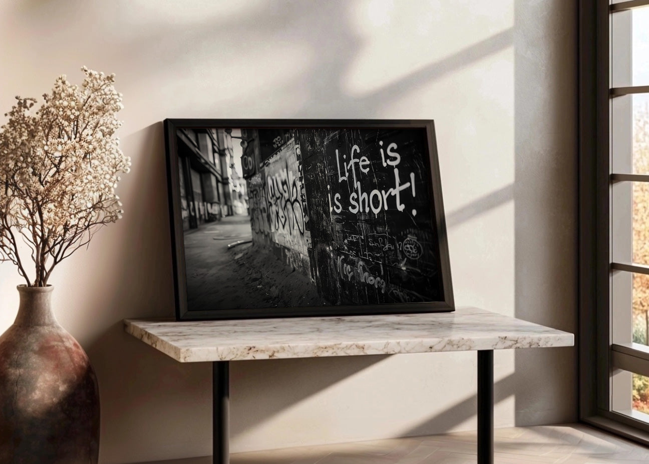 Cuadro ​Barrio en blanco y negro con graffitis