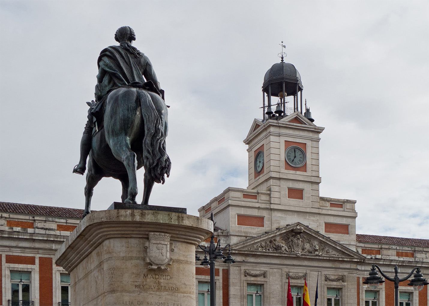 Cuadro Madrid - Carlos III frente al reloj (Carlos Delgado CC BY-SA 3.0)