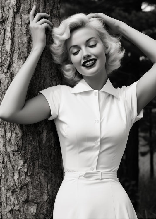 Cuadro ​Marilyn Monroe in a tree
