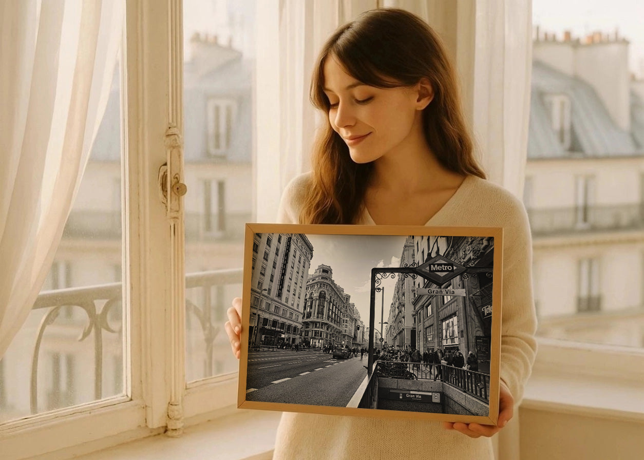 Cuadro ​Boca de metro de la Gran Vía