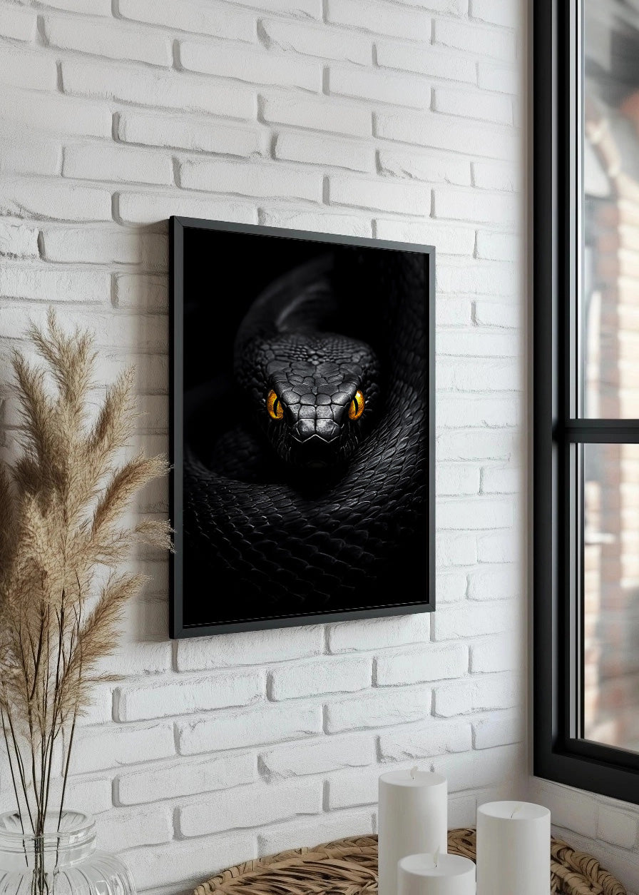 Cuadro ​Serpiente negra de ojos naranjas
