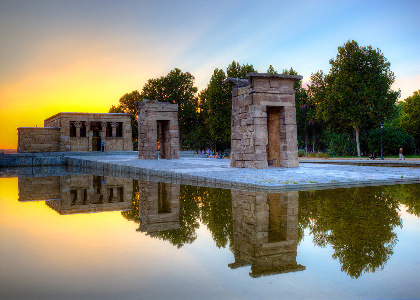 Cuadro Templo de Debod (CC BY-SA 2.0 por jiuguangw)